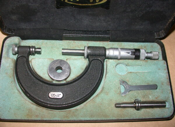 Moore & Wright 0 - 2" Adjustable Micrometer, 80212805