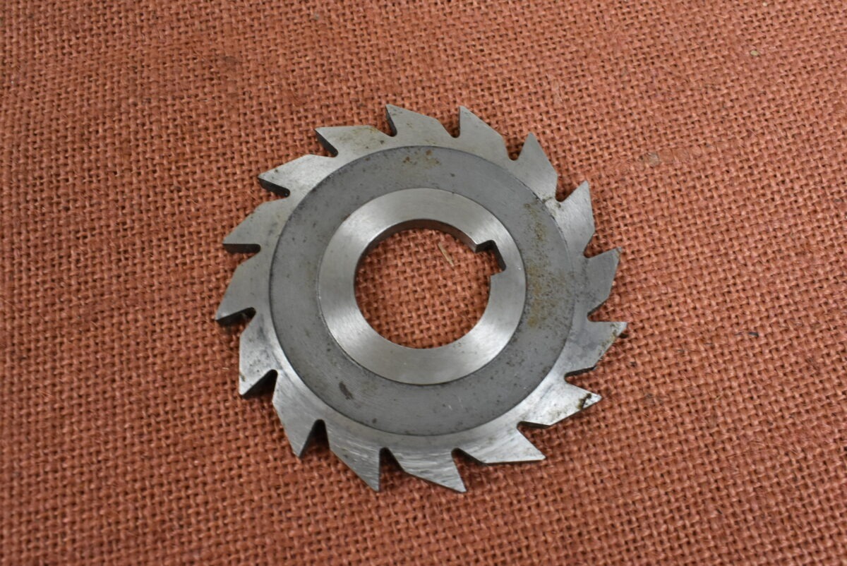 Brown & Sharpe 3" x 3/16" x 1" Bore Horizontal Milling Cutter 80214315 - Image 3