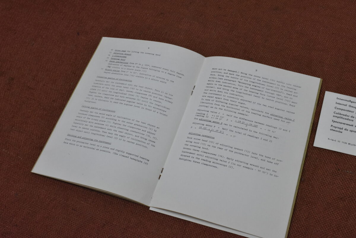 Carl Zeiss Jena: Protractor Level with Microscope Instruction Manual 80214879 - Image 4