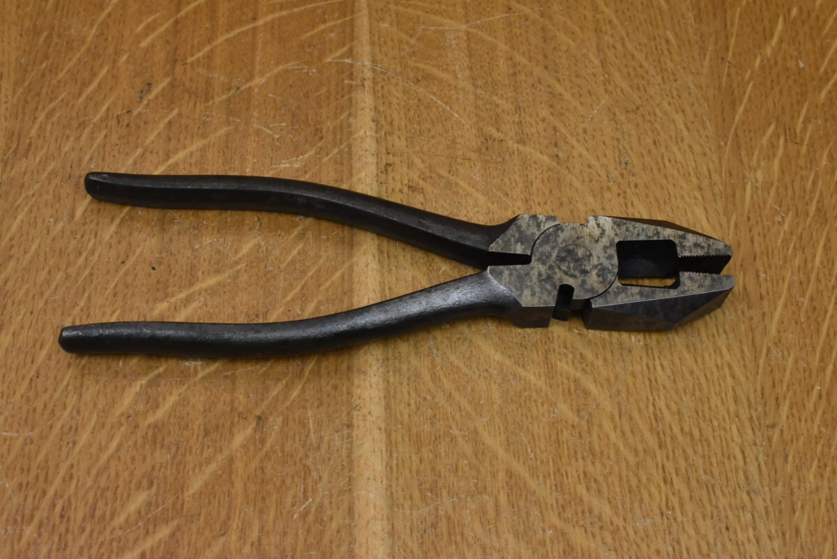 Ex - Military Wilkinson 8" Combination Pliers (1987) 80215133 - Image 2