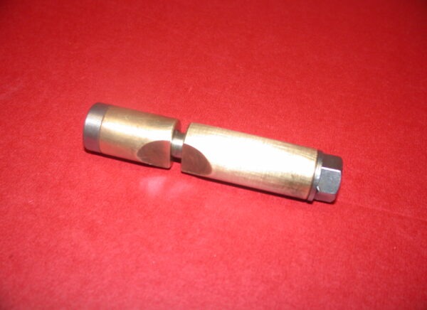 Tom Senior Round Overarm Locking Stud and Nut, 80215501