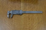 Good Used UPT 6" Knife Edge Vernier Caliper. 80215887 - Image 3