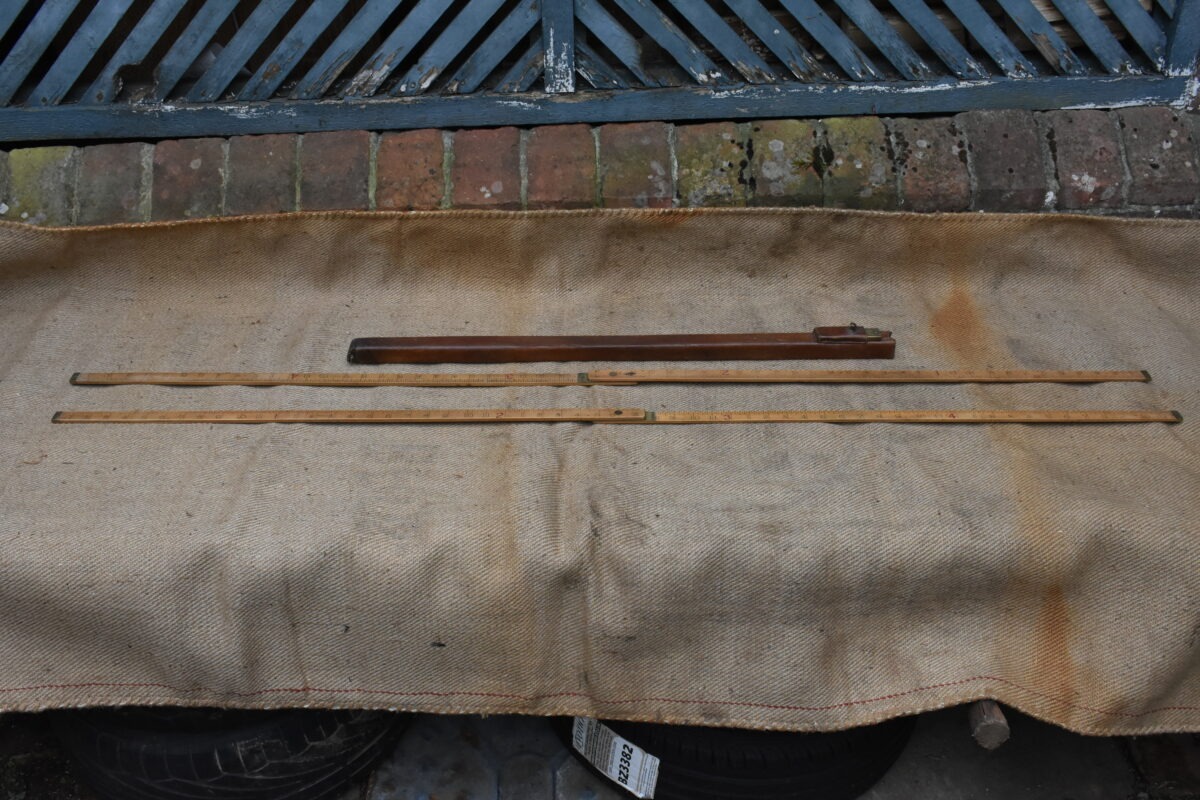 Two Stanley, London, 5' Folding Rules with Brass Joiner. In Leather Case 80216056 - Image 7