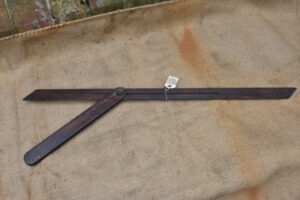 2 Wooden Straight Edges and 34" Oak Bevel 80216059 - Image 2