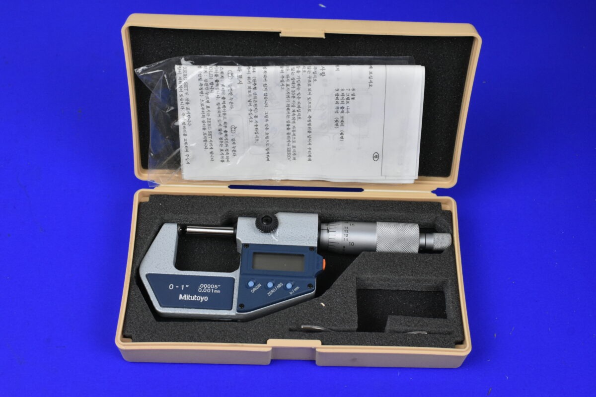 Mitutoyo 0-1"/25mm Digital Micrometer 80215990 - Image 2