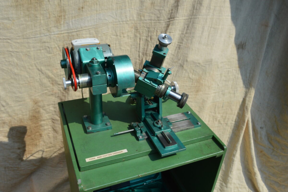 Raymac Bench Tool & Cutter Grinder, Stand, Tooling, 1ph, 80216153 - Image 2