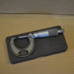 Mitutuyo No 103-177, 0 - 1" Micrometer, Carbide Anvils, 80216391
