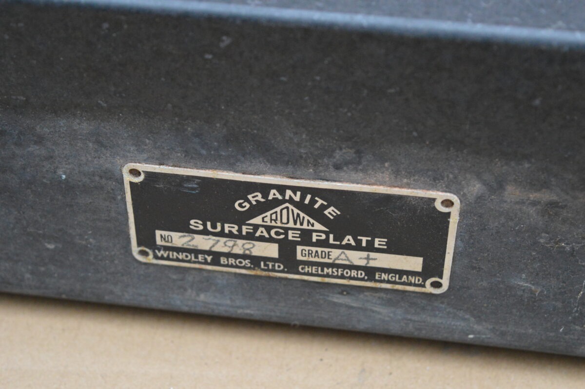 Crown Black Granite Surface Plate with Cover, 12" x 18", 80216408 - Image 3