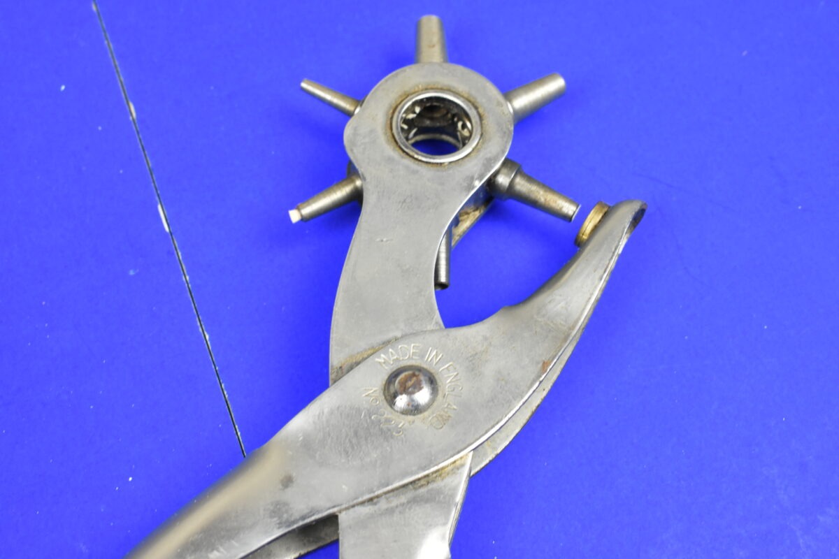 Maun Revolving Punch Plier (Boxed) 80216546 - Image 3