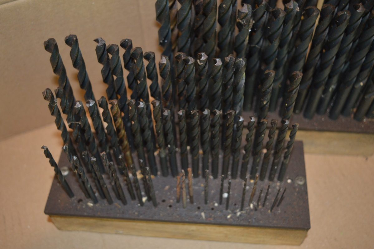 Quantity of Metric Drills in Two Stands, 80216796 - Image 2