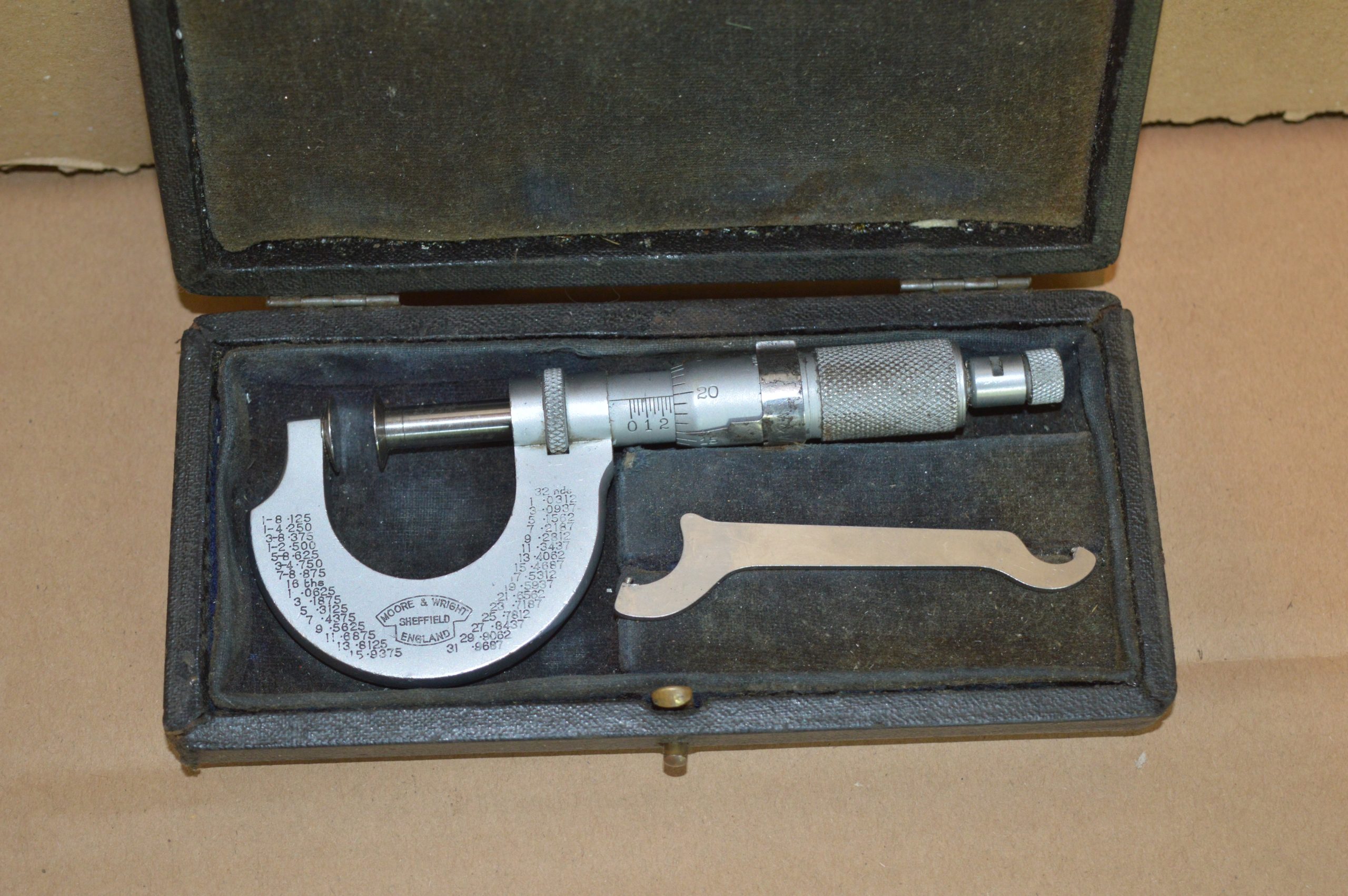 80216837 Moore & & Wright No 961, 0 - 1" Disc Micrometer, Case, 80216837 - Image 1