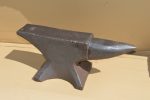Vintage 2 1/2 CWT/127kgs Blacksmiths Anvil, 80216845