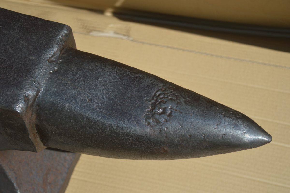 Vintage 2 1/2 CWT/127kgs Blacksmiths Anvil, 80216845 - Image 3