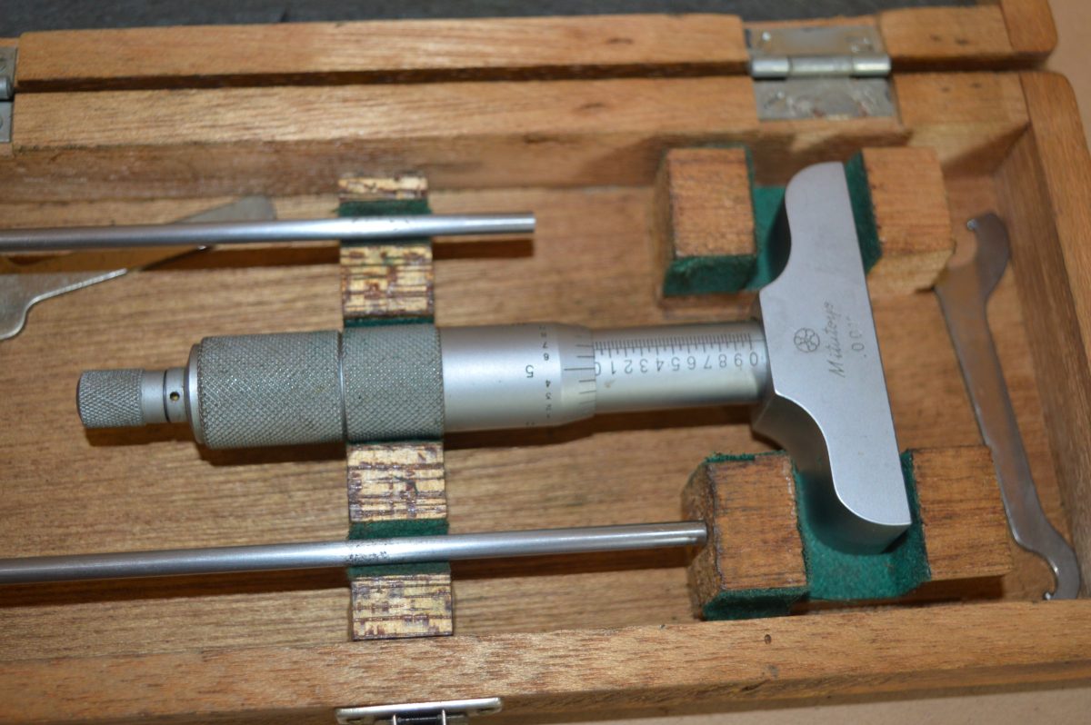 Mitutoyo No 120-126, Depth Micrometer, 0 - 3", 80216829 - Image 2