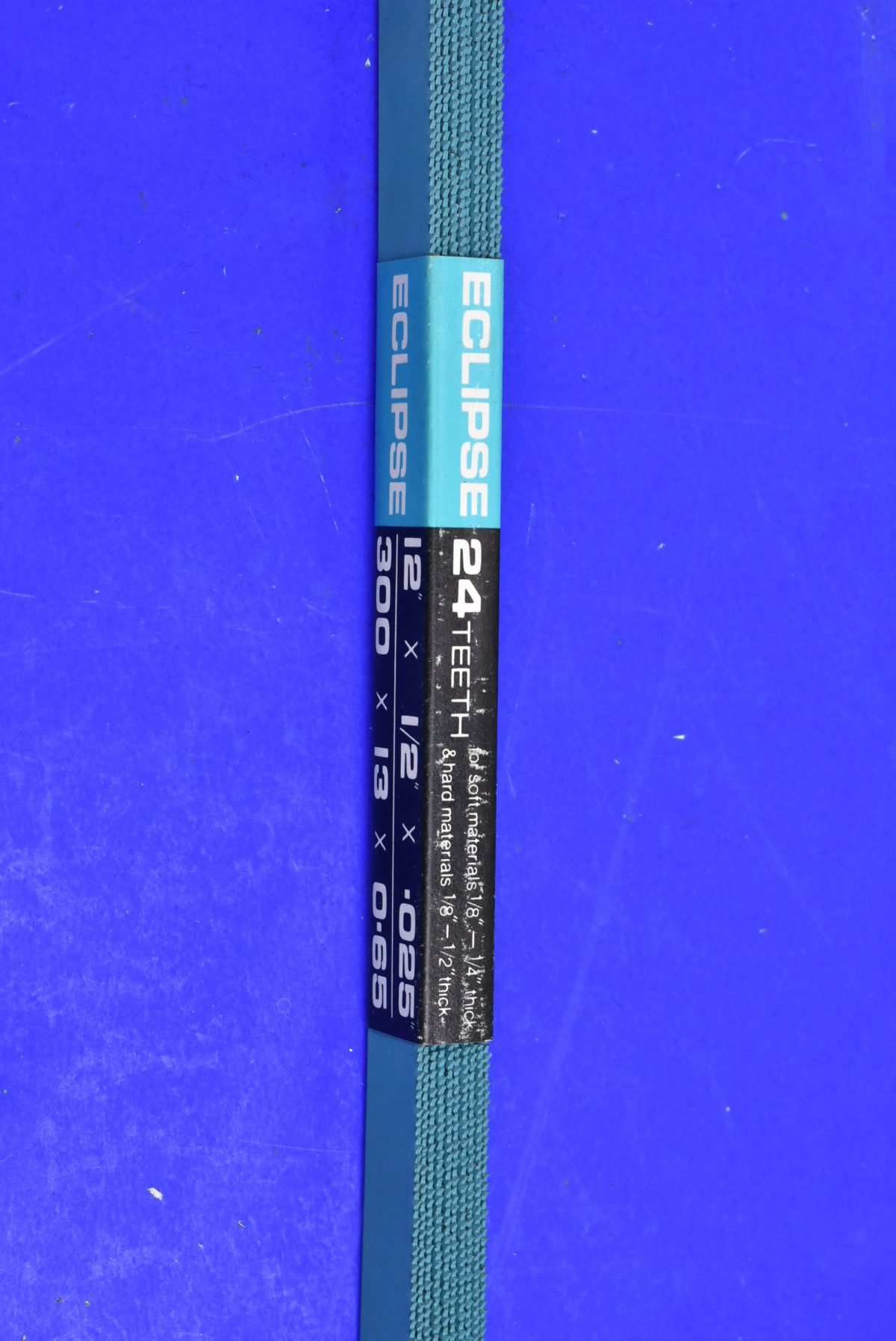 Pack of Twelve Eclipse 12” x ½” x 0.025” Hacksaw Blades 80216938 - Image 3