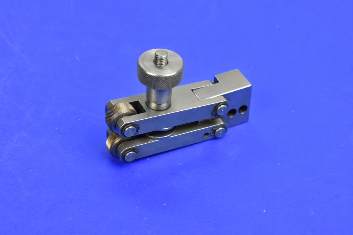 DSC_0087 Small Clamp Type Knurling Tool 80216882 - Image 1