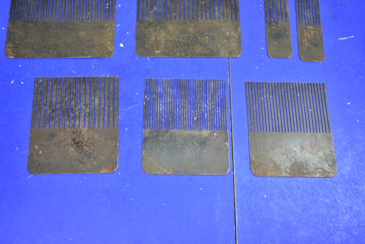 Good Set of Painter's Woodgraining Combs 80217137 - Image 4