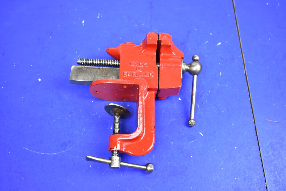 Record No. 80 Imp Bench Vice, 2. 1/4" Jaws 80217151 - Image 4