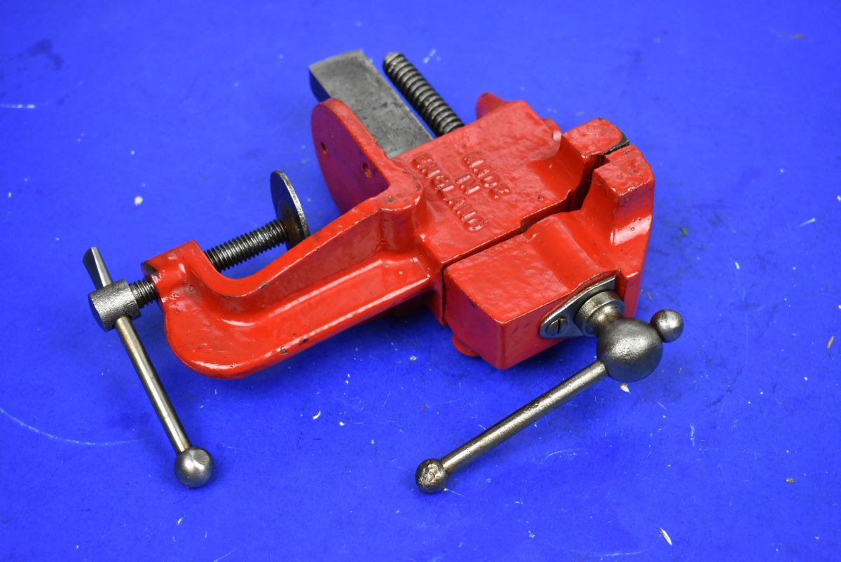 Record No. 80 Imp Bench Vice, 2. 1/4" Jaws 80217151 - Image 5