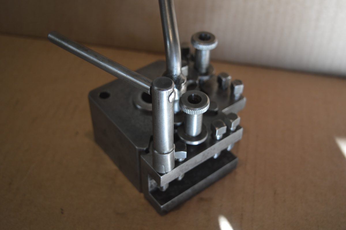 Dickson SO Quick Change Toolpost & 4 Toolholders, 80217161 - Image 3