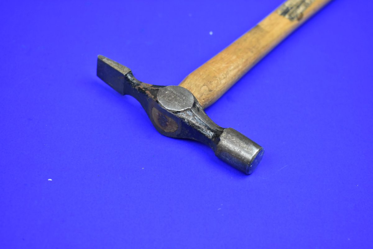 Good Used Stanley CP 3. 1/2  3. 1/2oz Pin Hammer 80217183 - Image 4