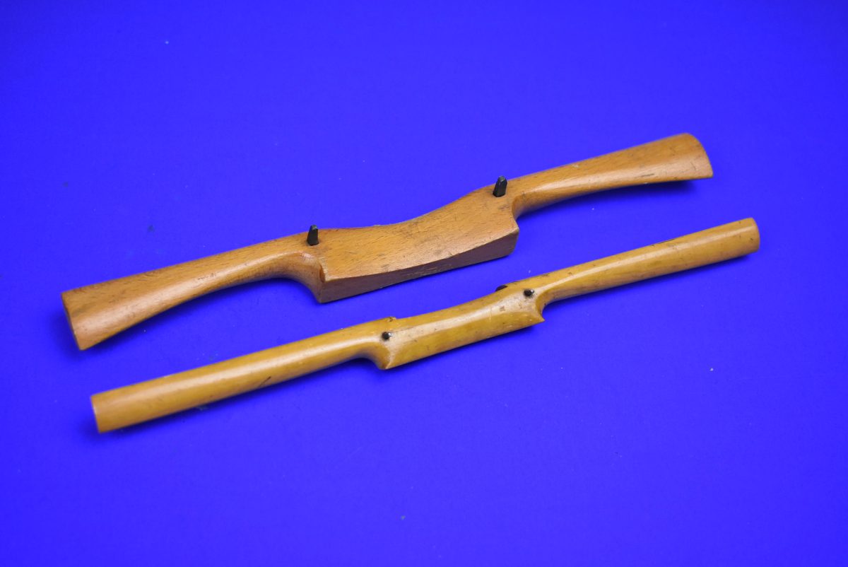 Two Good Used Wooden Spokeshaves 80217187 - Image 4