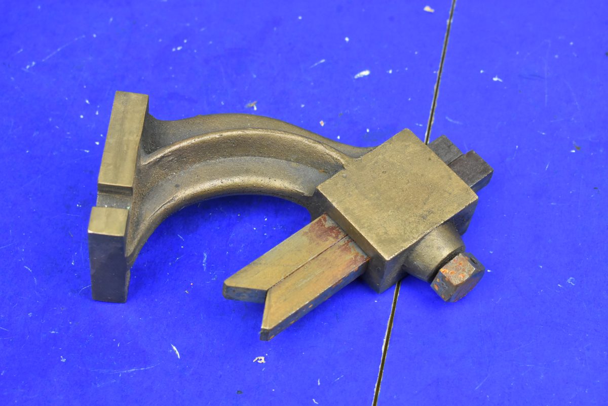 Adjustable Bronze Steady, Approx. 5" Tall 80217169 - Image 3