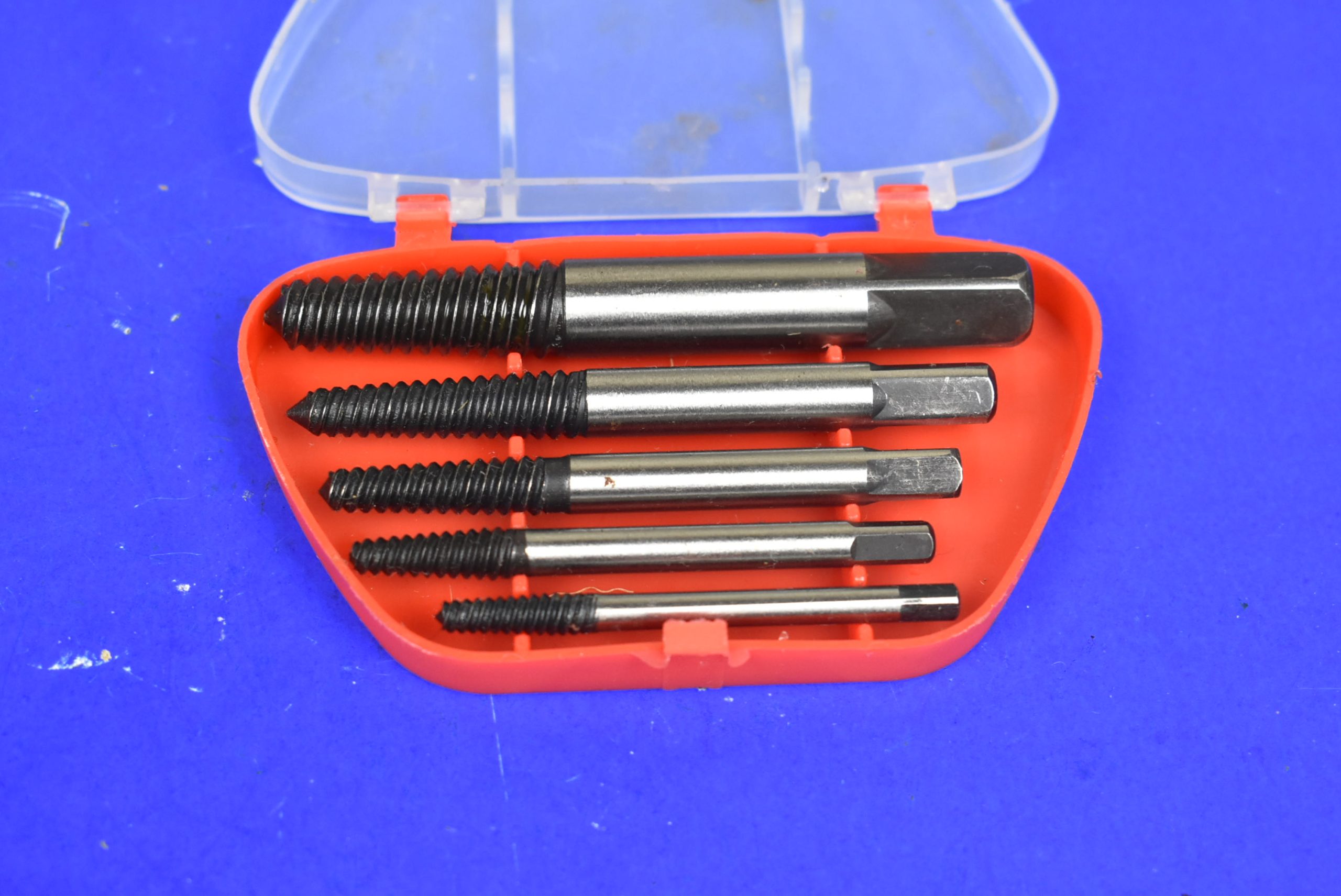 DSC_0155 Set of 5 Easyout Stud Extractors 80217286 - Image 1