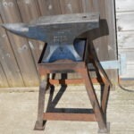 Brooks 1 CWT Blacksmiths Anvil, Dated 1968, with Steel Stand, Very Good Condition. 80217373